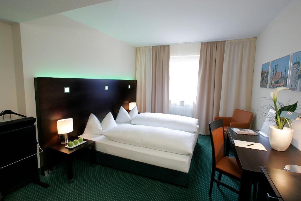 Flemings Hotel Frankfurt-Messe Frankfurt am Main Room photo